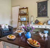 Vicarage View Cottage - LBG