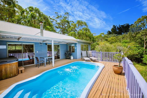Wanjii II Pool & Spa Getaway - LBG 0
