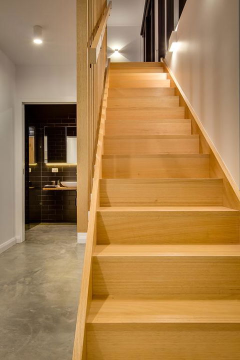 White Room Apartments - LBG 3