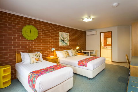 Yackandandah Motor Inn - LBG 3
