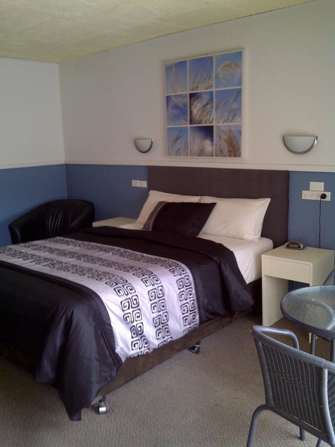 Zero Inn Motel - LBG 3