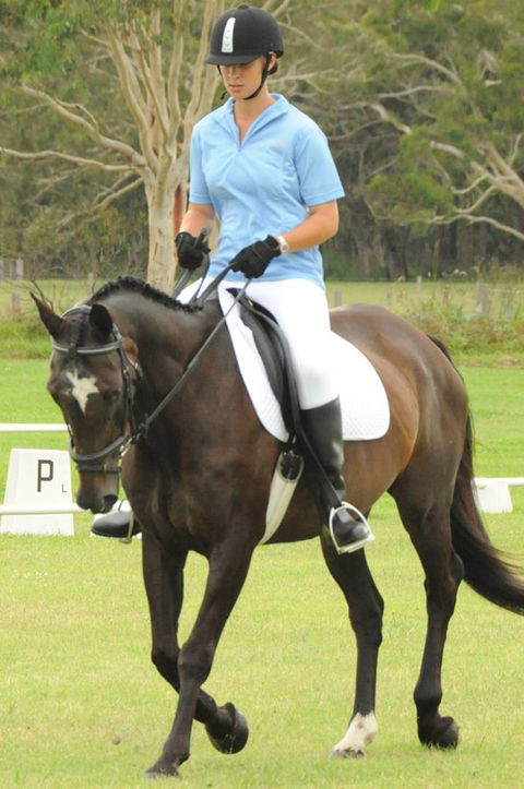 Encantador The Riding School - LBG 3