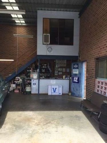 Norm Beatty’s Auto Electrical Service - LBG 3