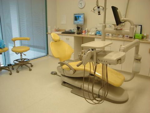 Kanwal Dental - LBG 1