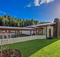 Gold Rush Inn - LBG
