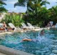 Cairns Beach House - LBG