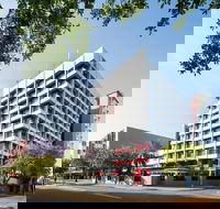 H on Smith Hotel - LBG