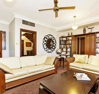 Mandalay Luxury Stay - LBG