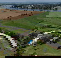 Jacaranda Motor Lodge - LBG