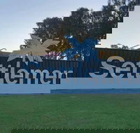 Settlement Motor Inn Deniliquin - LBG