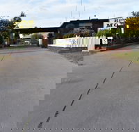 Riviana Motel - LBG
