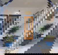 Monto Colonial Motor Inn - LBG