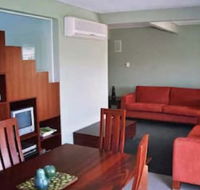 Red Brier Cottage Accommodation - LBG