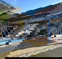 Ship Inn Motel - LBG