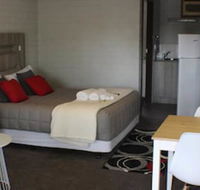 Thomas Lodge Motel - LBG