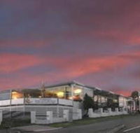 Bridport Bay Inn - LBG