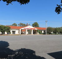 Bishops Lodge Narrandera - LBG