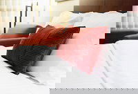 Cardwell Bed  Breakfast