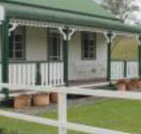The Dollhouse Cottage - LBG