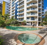 Cairns Oceanview at 181 The Esplanade 6 - LBG