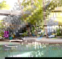 Mad Monkey Backpackers Village - LBG