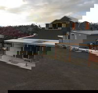 Derby Digs Barn - LBG