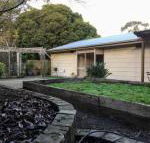 Romantic Getaway with Spa  Wifi Pet Friendly - LBG