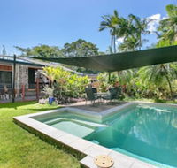 Tropical 3 Bedroom House Pool plus 4th Bedroom Bungalow - LBG