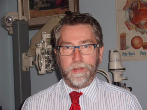 Emslie Ian Optometrist - LBG 1