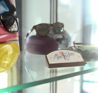 Fuentes Julio Optometrist - LBG