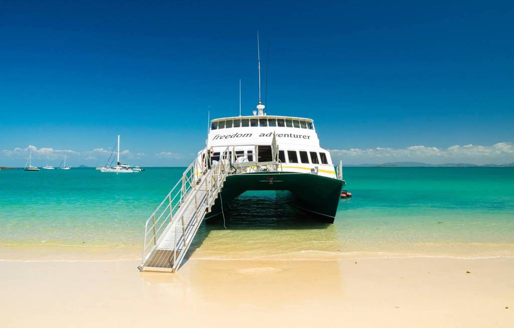 Boat Charters Cruises LBG