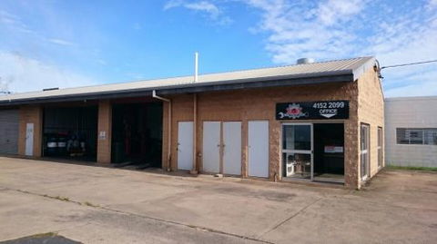 Dunn’s Auto Repair - LBG 0