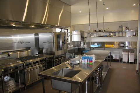 Jeff Lennox Builder Pty Ltd - LBG 2