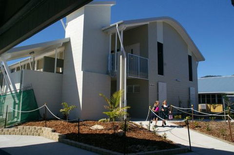 Jeff Lennox Builder Pty Ltd - LBG 3