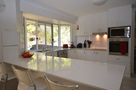 Total Kitchen Renovations - LBG 0