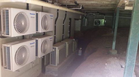 Hall Don–Air Conditioning & Refrigeration Services - LBG 0