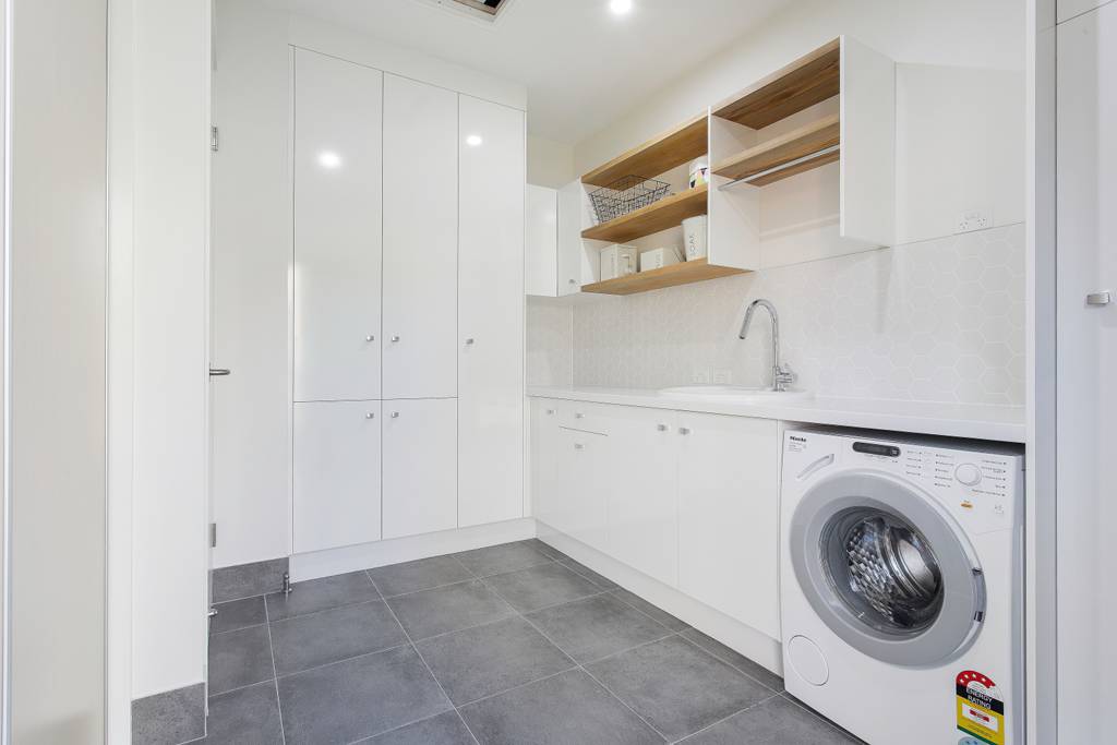 Cabinet Makers Rockhampton QLD LBG