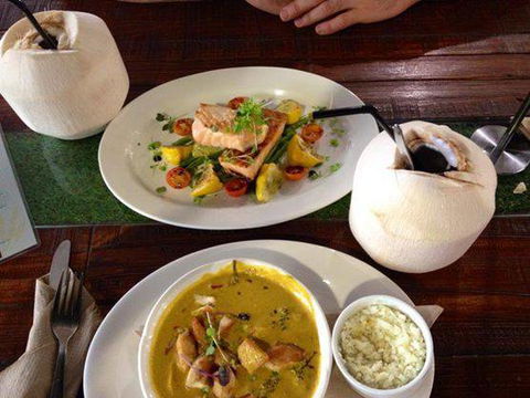 The Rawgasm Paleo Cafe & Juice Bar - LBG 3