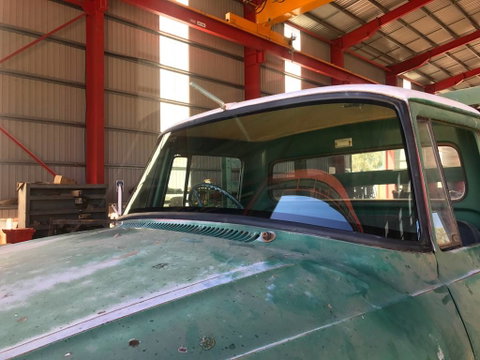 Barkly Windscreens - LBG 2