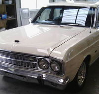 Dave muzic panelbeating - LBG