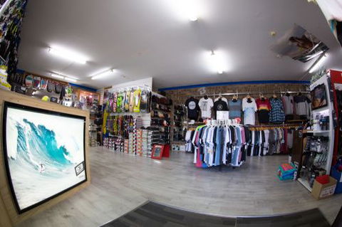 Boarderline Surf School - LBG 1