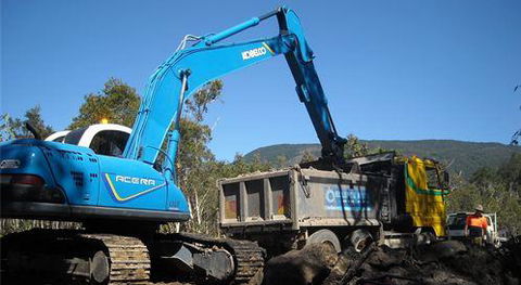 Eclipse Hire - LBG 1