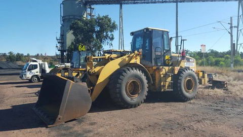 Bluechip Heavy Haulage & Earthmoving - LBG 1