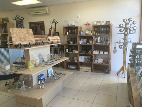 Alice Springs Creative Gifts & Awards - LBG 1