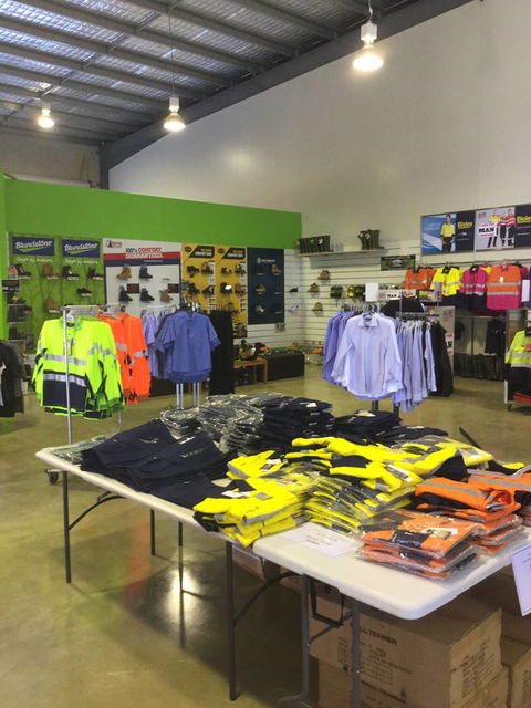 Get Real Workwear & Safety - LBG 4