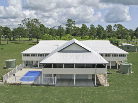 Gin Gin Country Realty - LBG 2