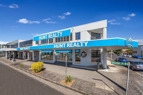 Hunt Realty - LBG 1