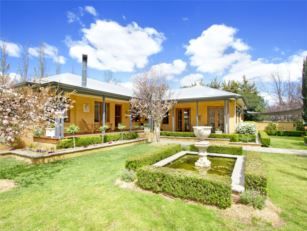 Jim Lyons Agency - LBG 0