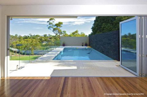 AA Coast & Hinterland Glass & Aluminium - LBG 3