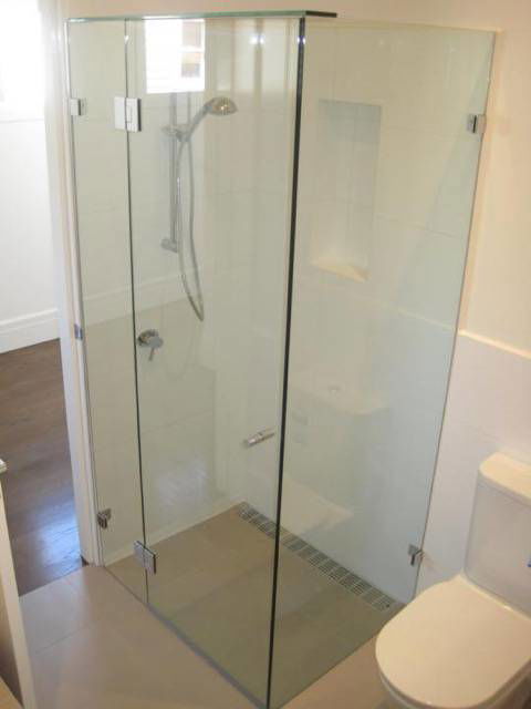 InStyle Shower Screens - LBG 1